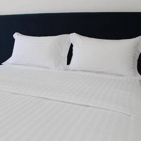 Holiday Apartment Tirana Esterno foto