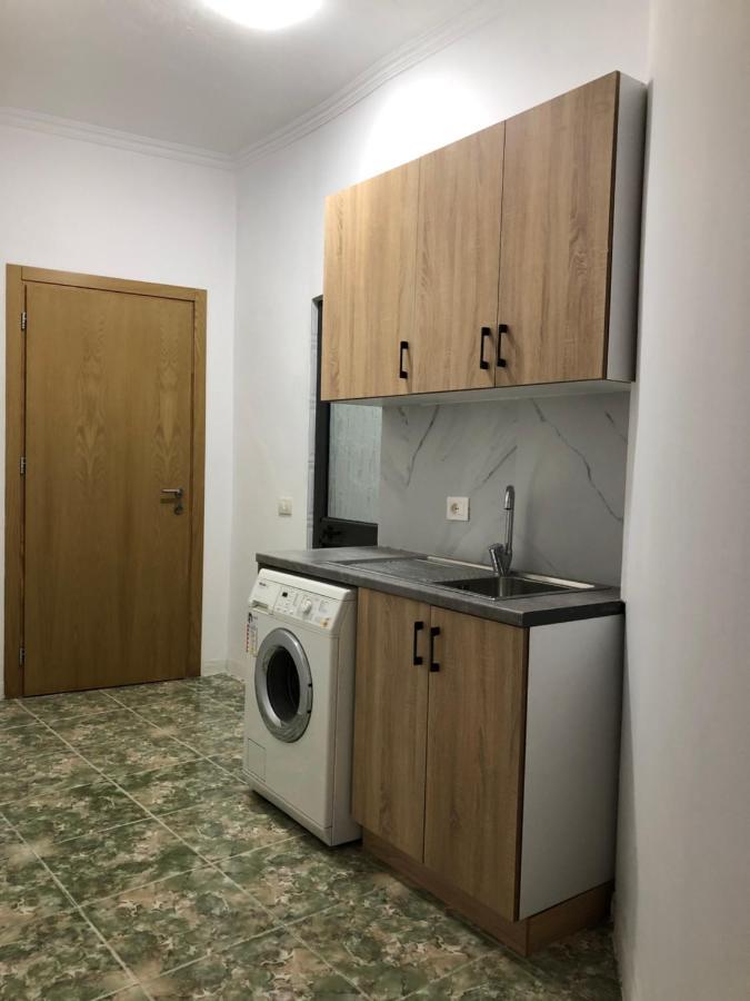 Holiday Apartment Tirana Esterno foto