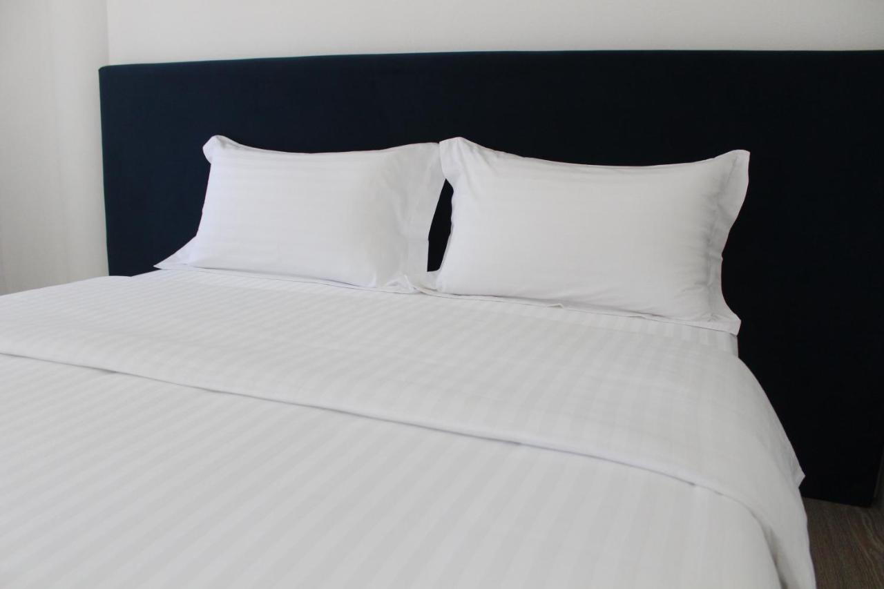 Holiday Apartment Tirana Esterno foto